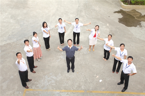 毅廷專業喇叭生產廠家合照 毅廷專業喇叭生產廠家合照